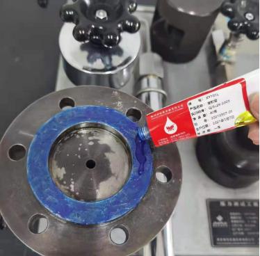 ������ճ����Һ�B(t��i)�ܷ�|